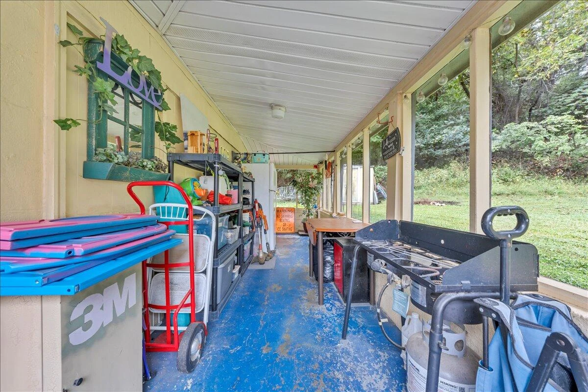 4251 Hershberger RD - Photo 14