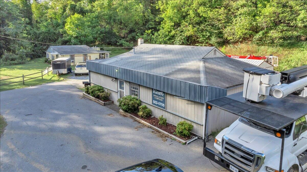 4251 Hershberger RD - Photo 2
