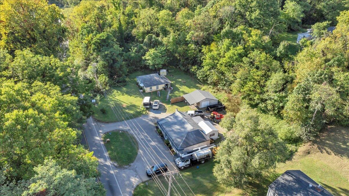 4251 Hershberger RD - Photo 47