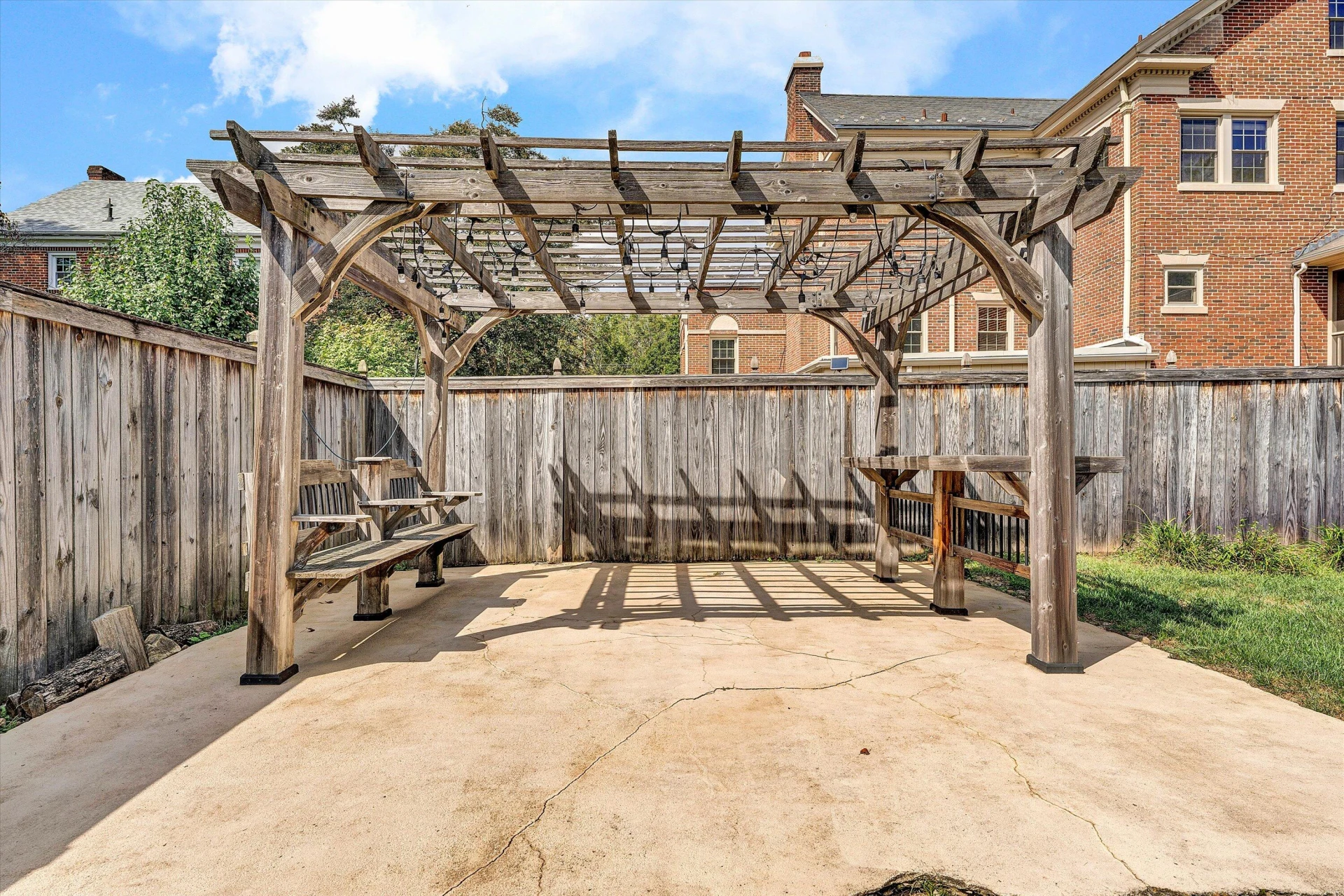 1930 Grandin RD - Photo 87