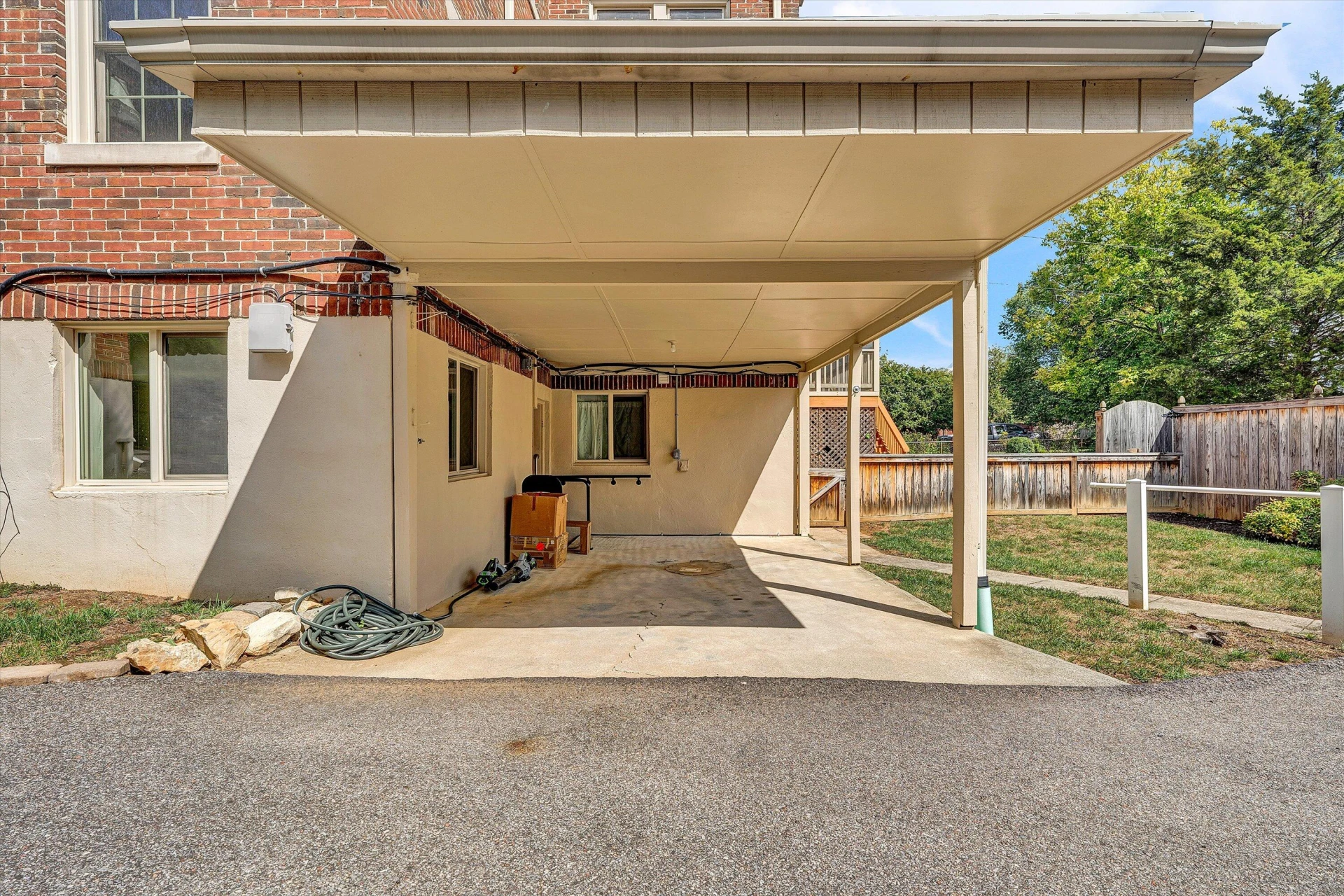 1930 Grandin RD - Photo 99