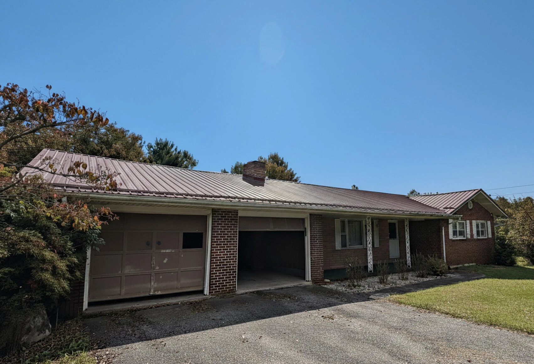 375 Barberry RD - Photo 3