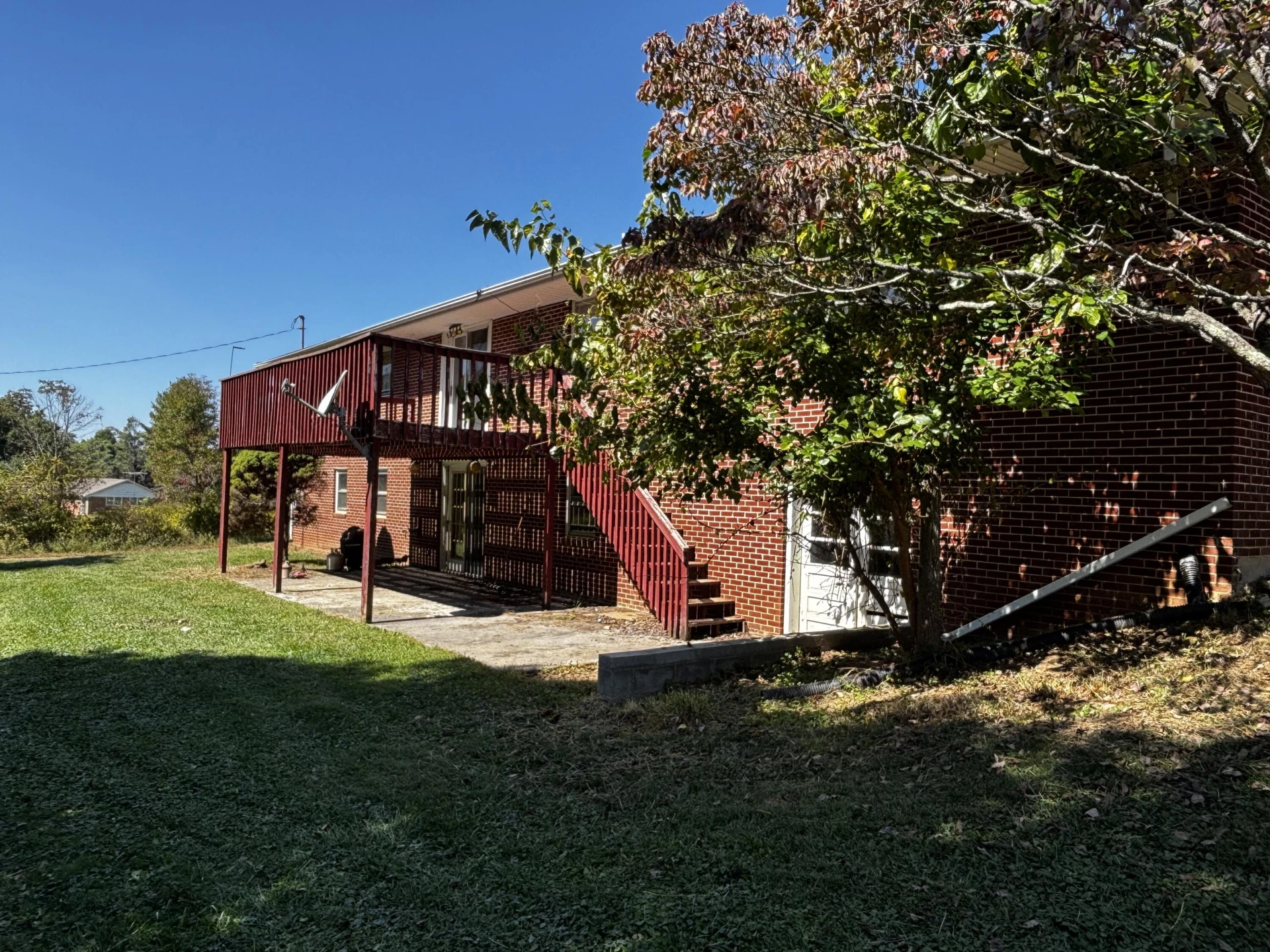375 Barberry RD - Photo 5