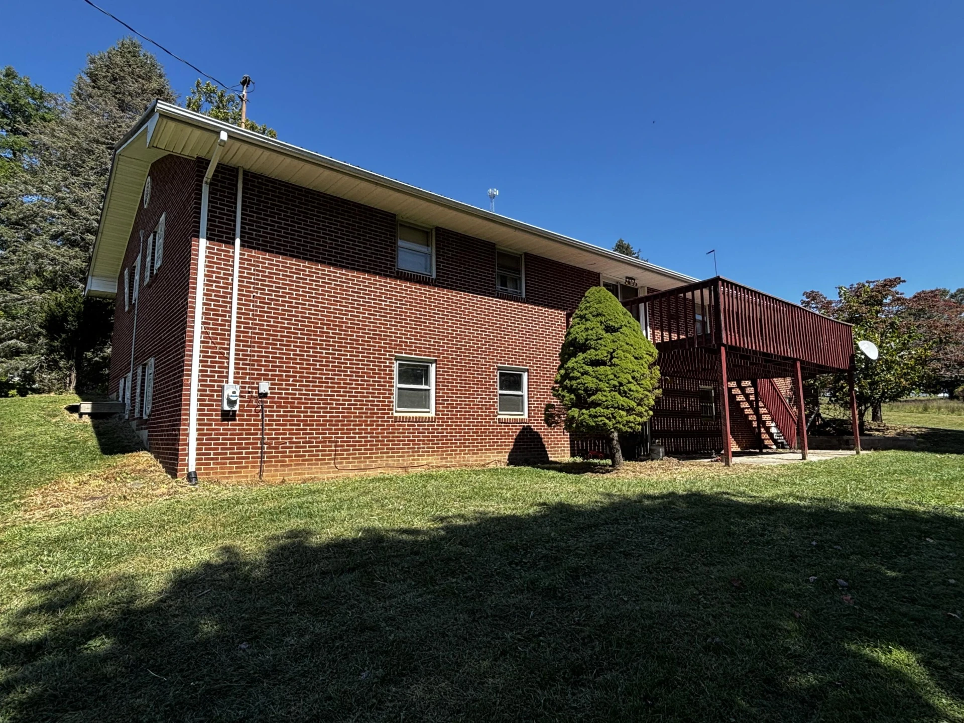 375 Barberry RD - Photo 6
