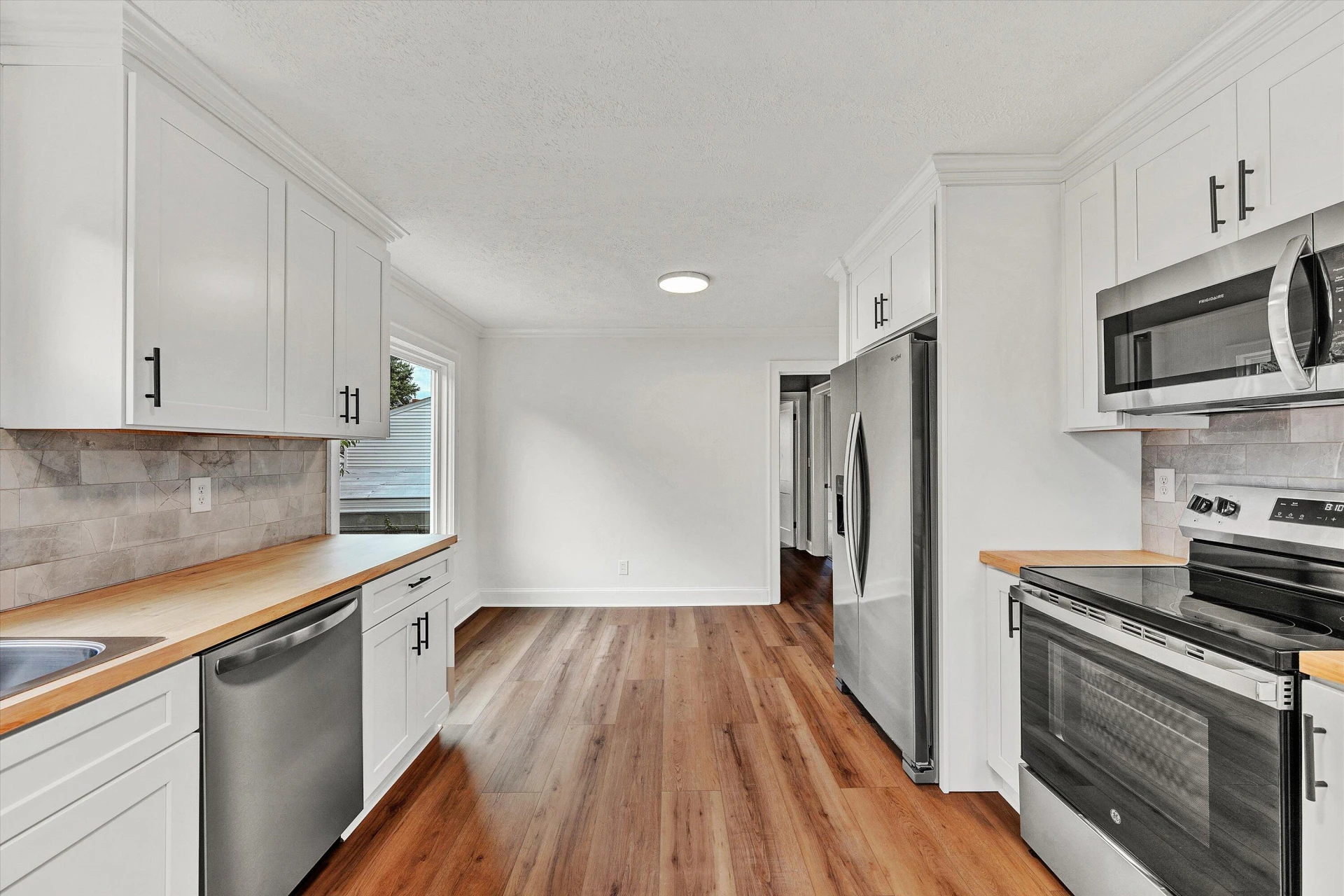 2719 Edison ST - Photo 11