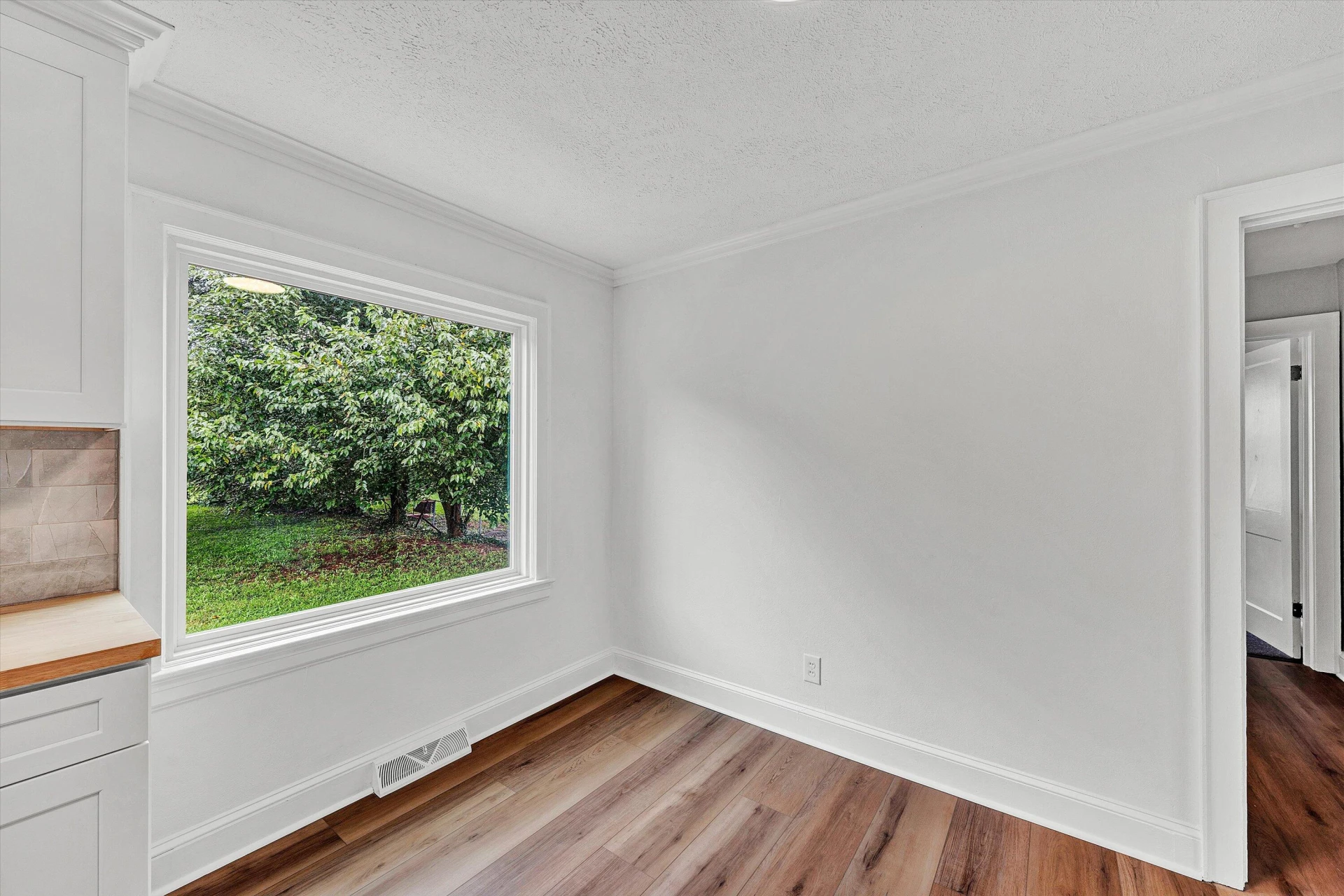 2719 Edison ST - Photo 13