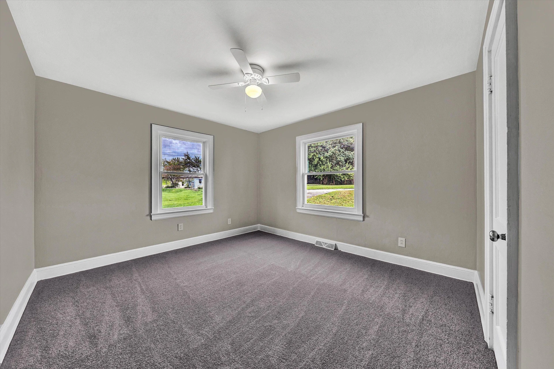 2719 Edison ST - Photo 16