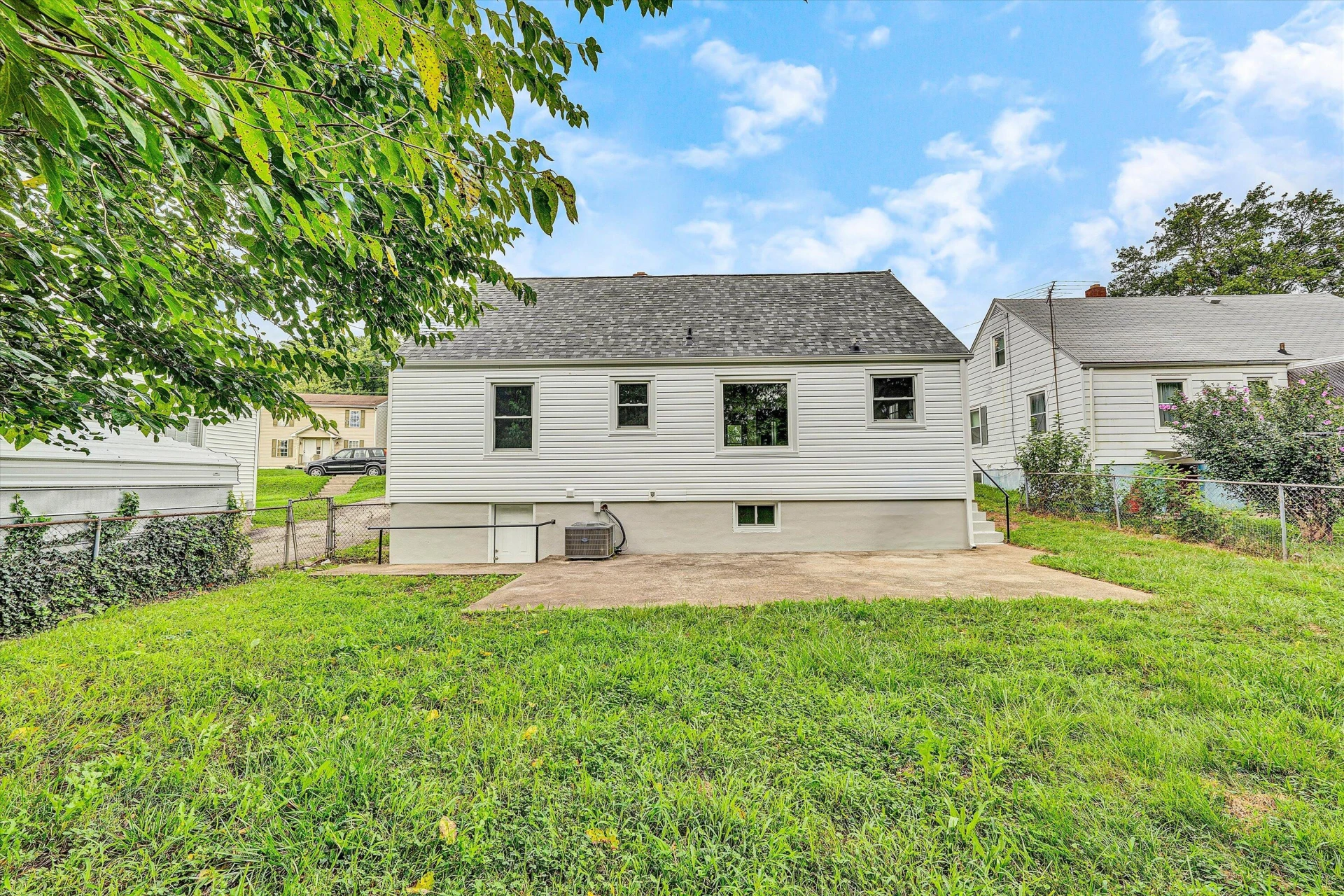 2719 Edison ST - Photo 29