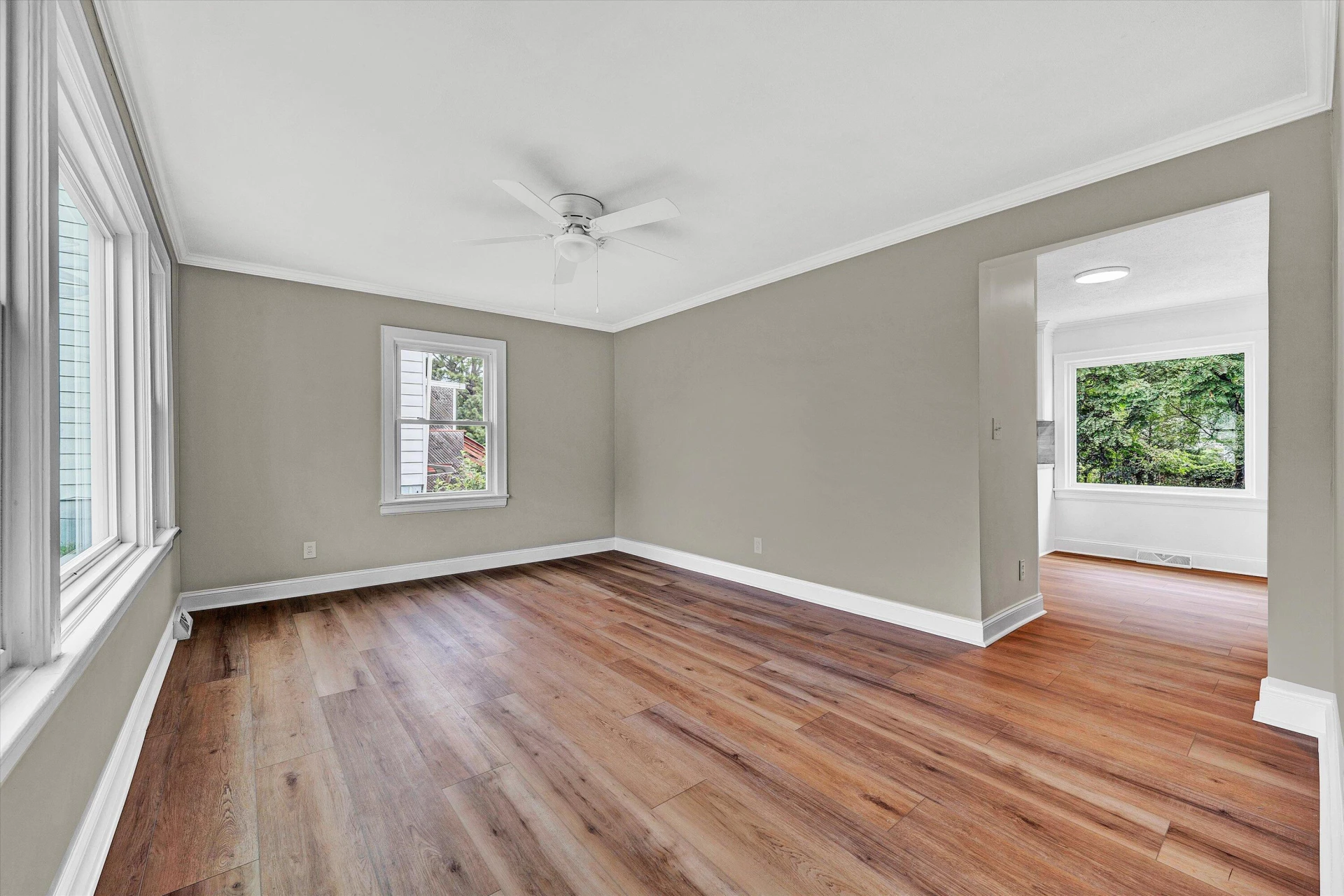 2719 Edison ST - Photo 7