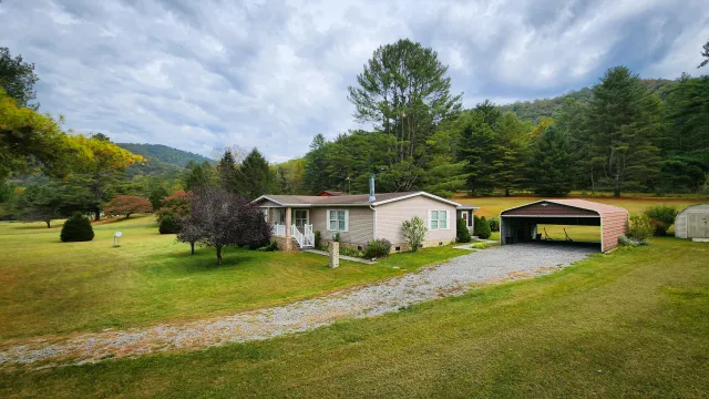 1015 Bolars Draft RD
