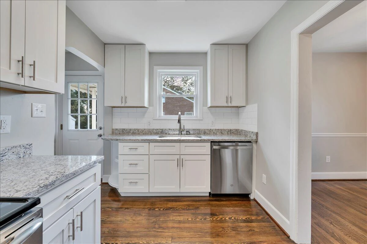 3935 Richland  AVE - Photo 14
