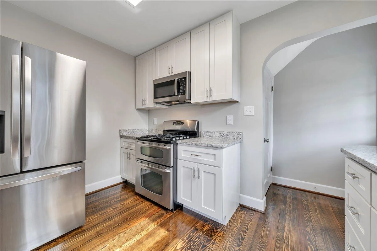 3935 Richland  AVE - Photo 16