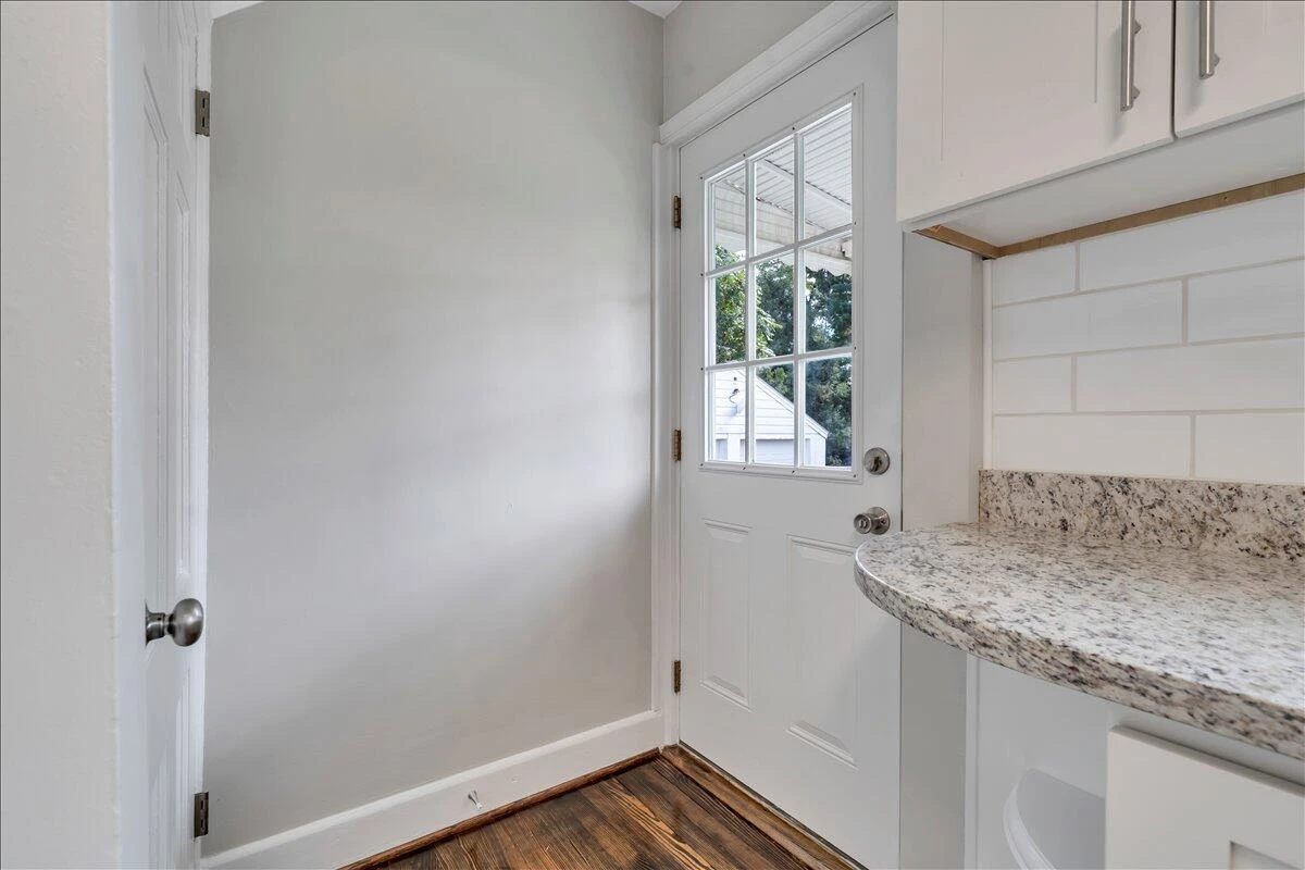 3935 Richland  AVE - Photo 17