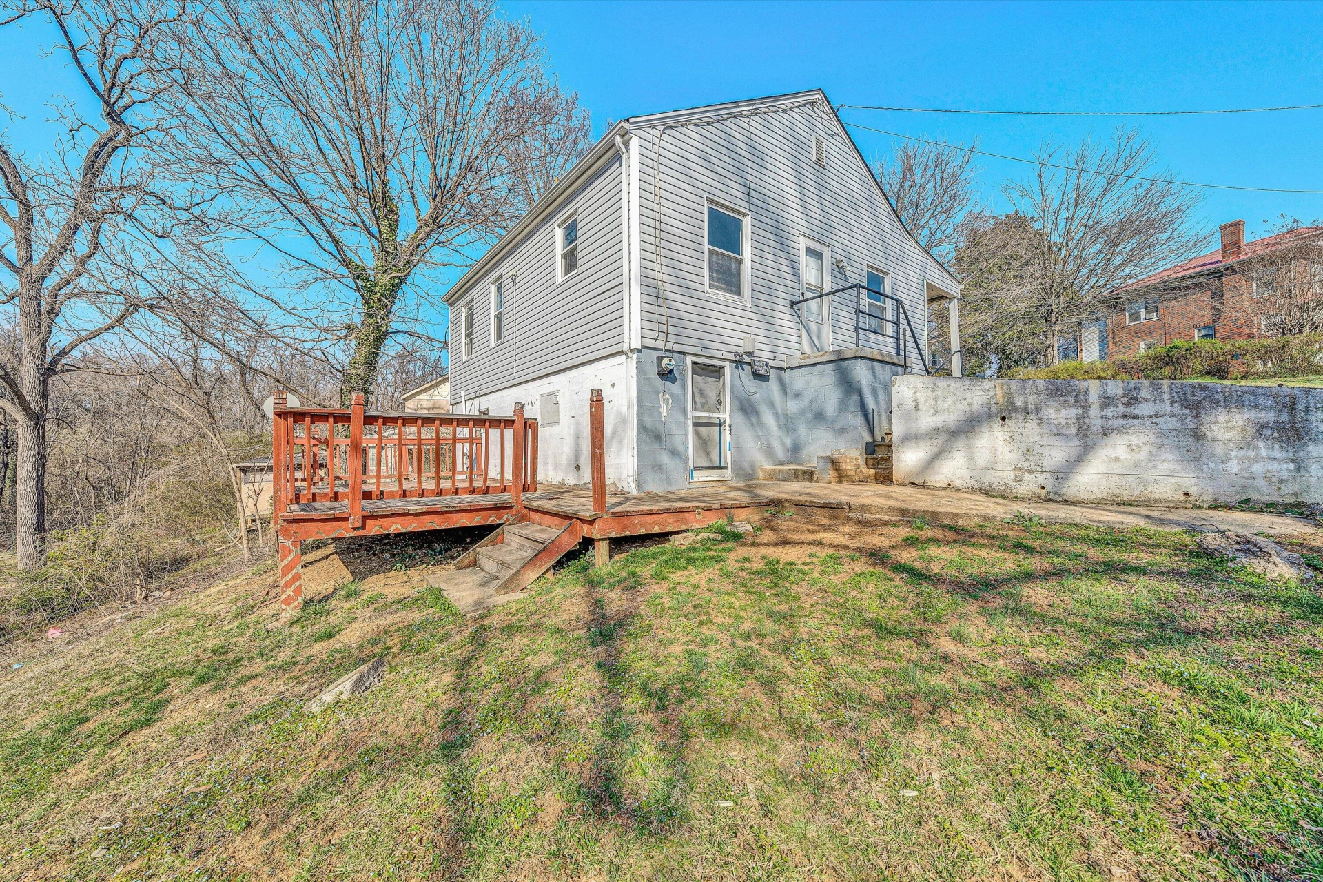 1006 Crescent ST - Photo 11