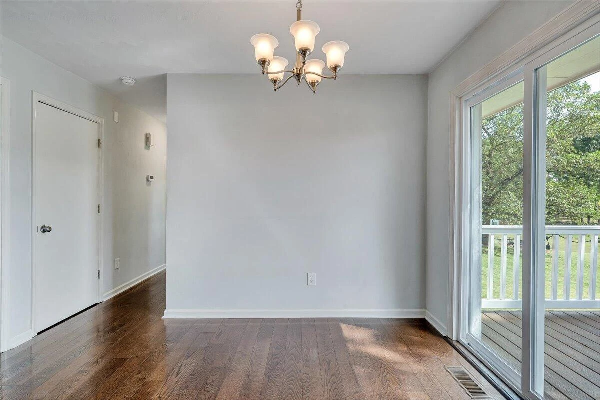 3011 Richard AVE - Photo 14