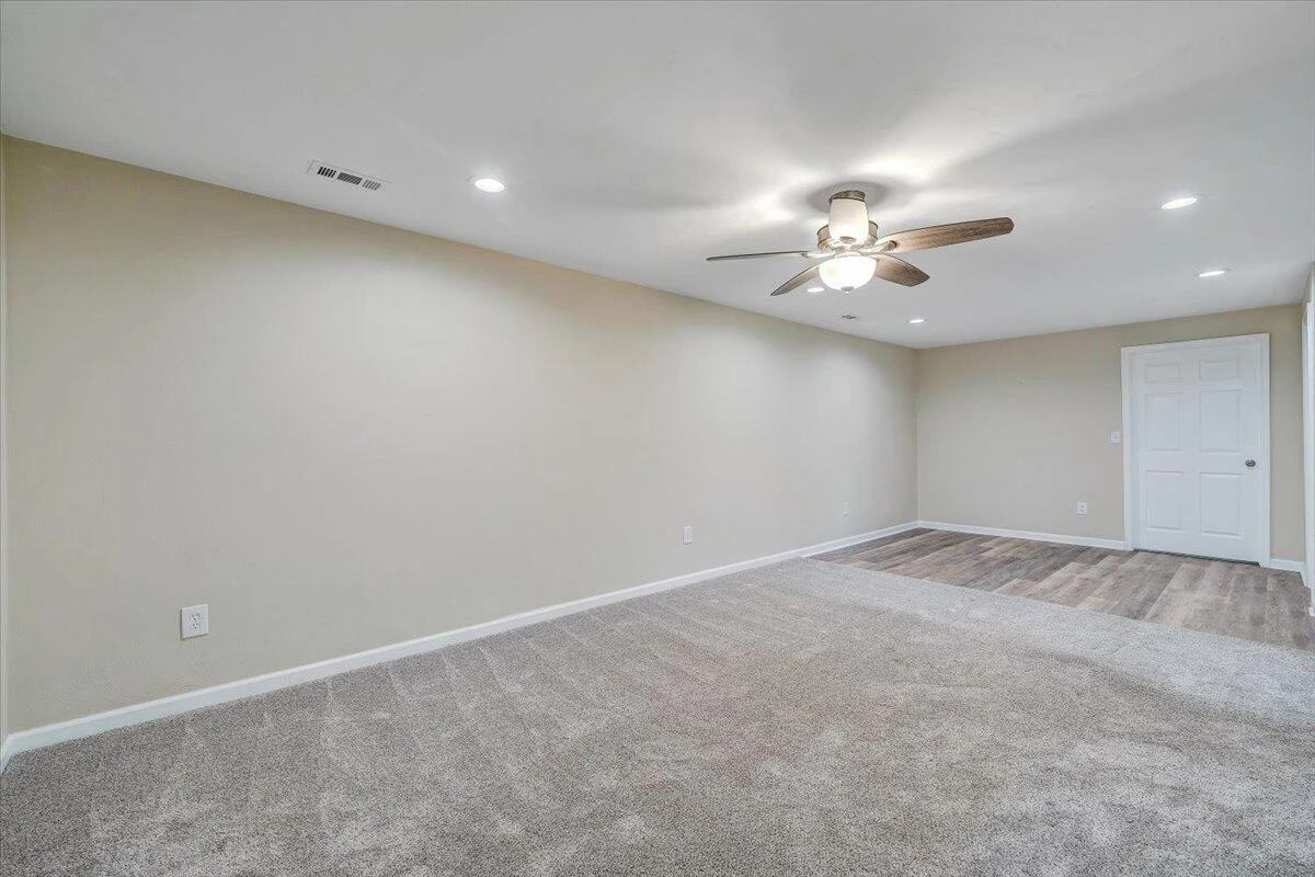 3011 Richard AVE - Photo 29