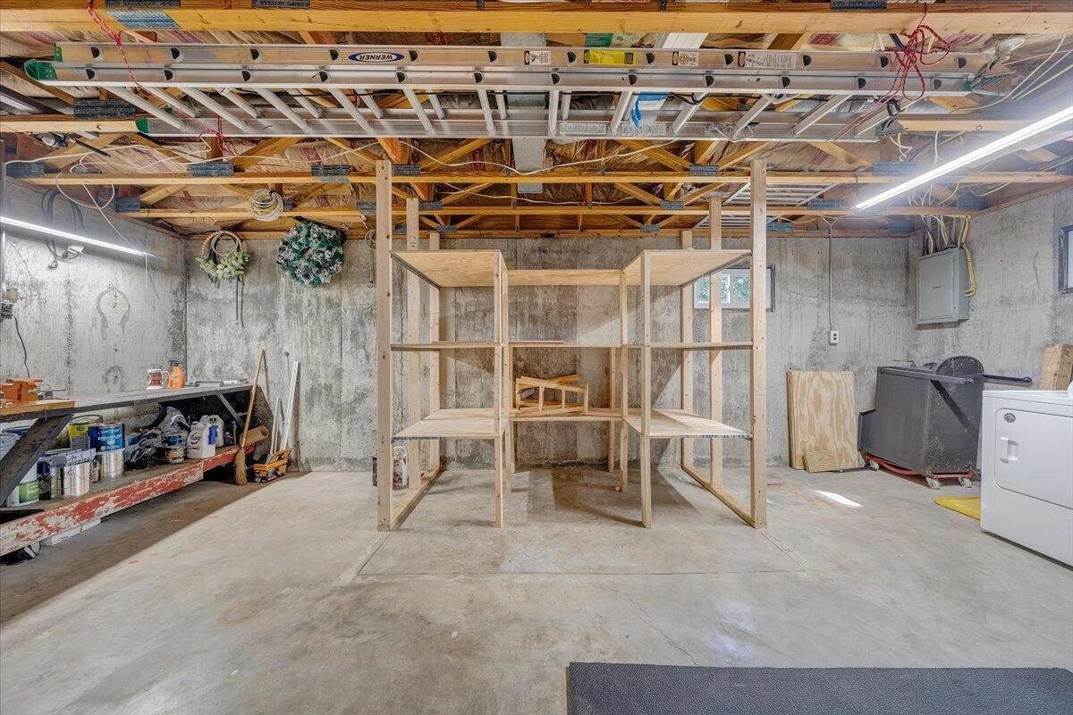 3011 Richard AVE - Photo 37