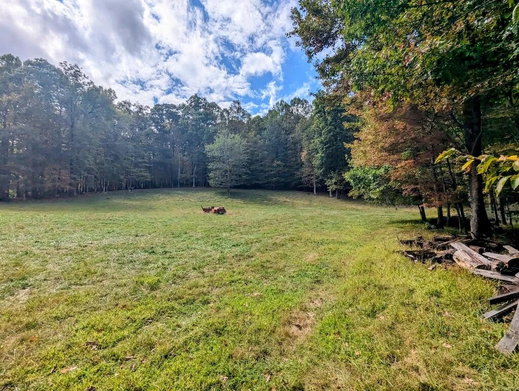 173 Hubbard RD - Photo 18
