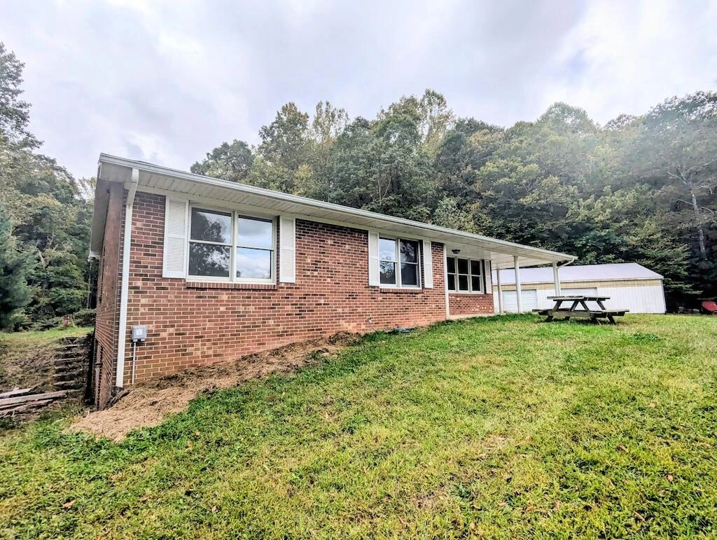 173 Hubbard RD - Photo 49