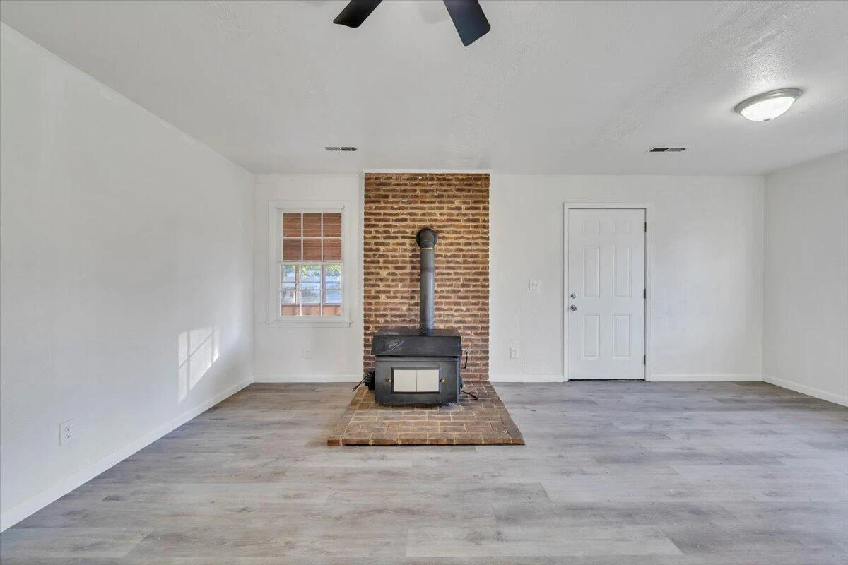 1018 Greenhurst AVE - Photo 26