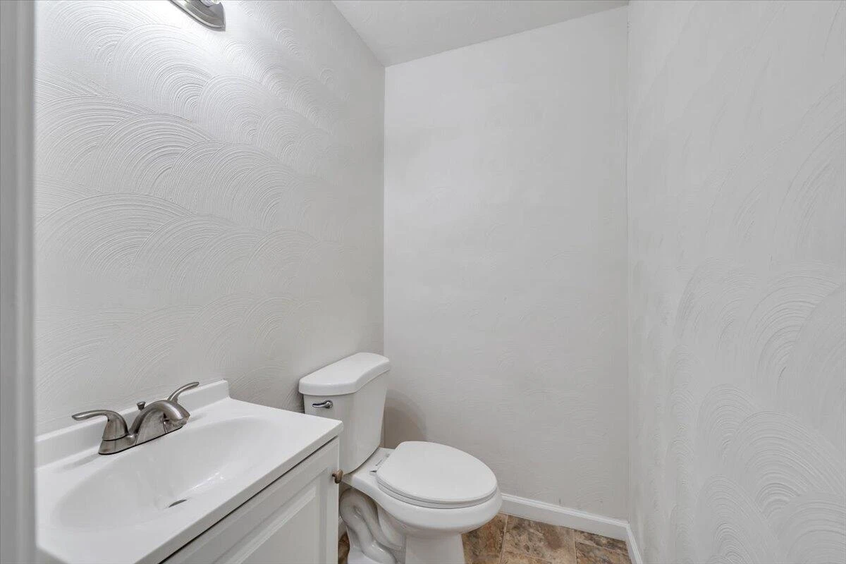 1018 Greenhurst AVE - Photo 29