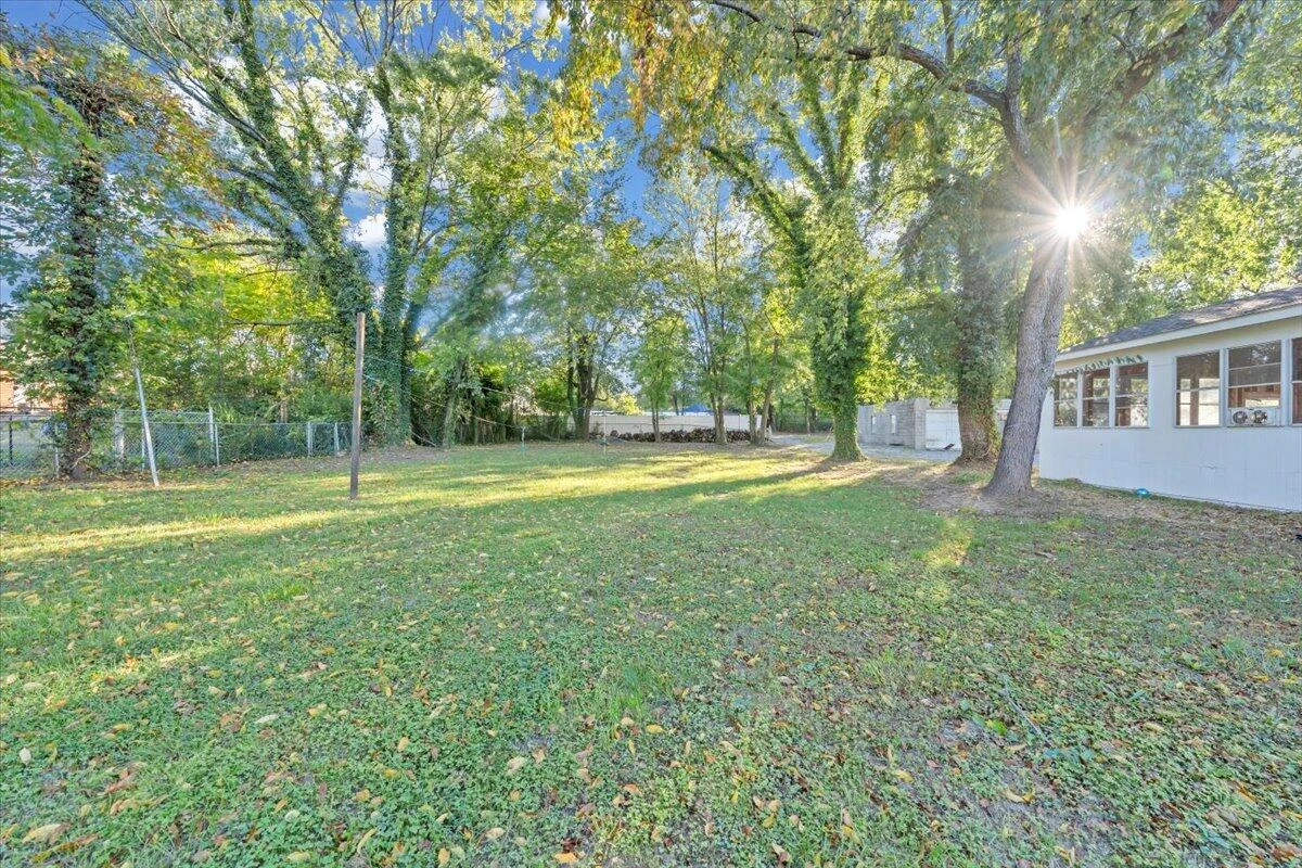 1018 Greenhurst AVE - Photo 43