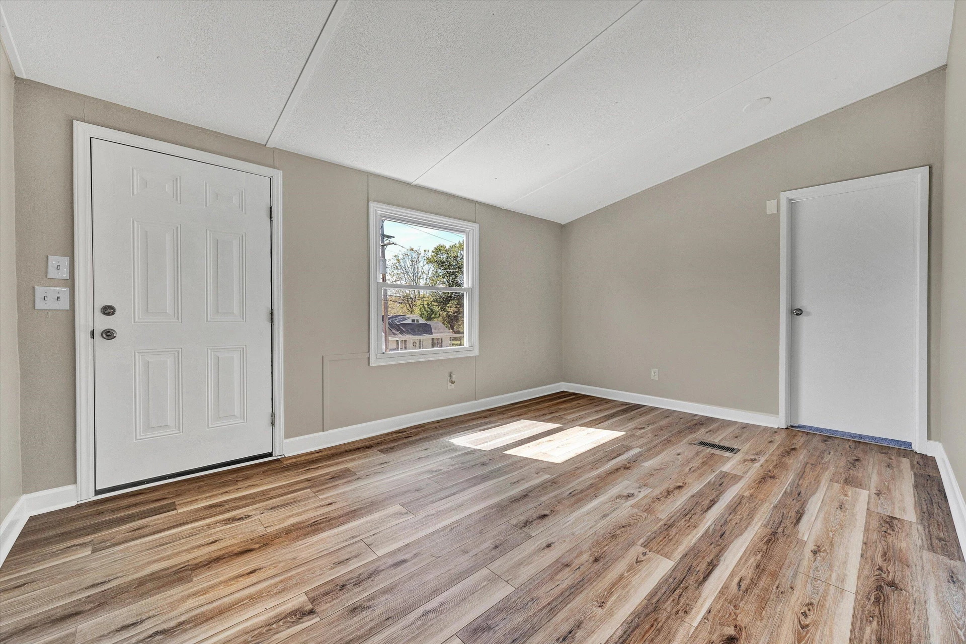 1030 Church ST - Photo 7