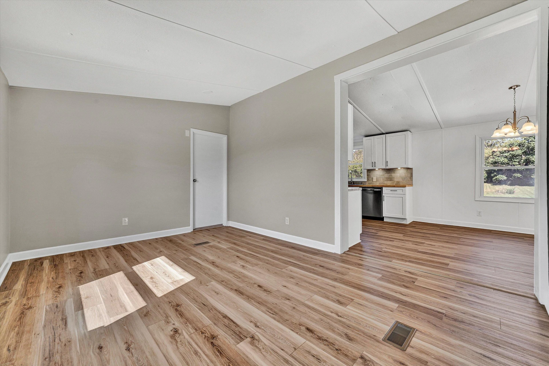 1030 Church ST - Photo 8