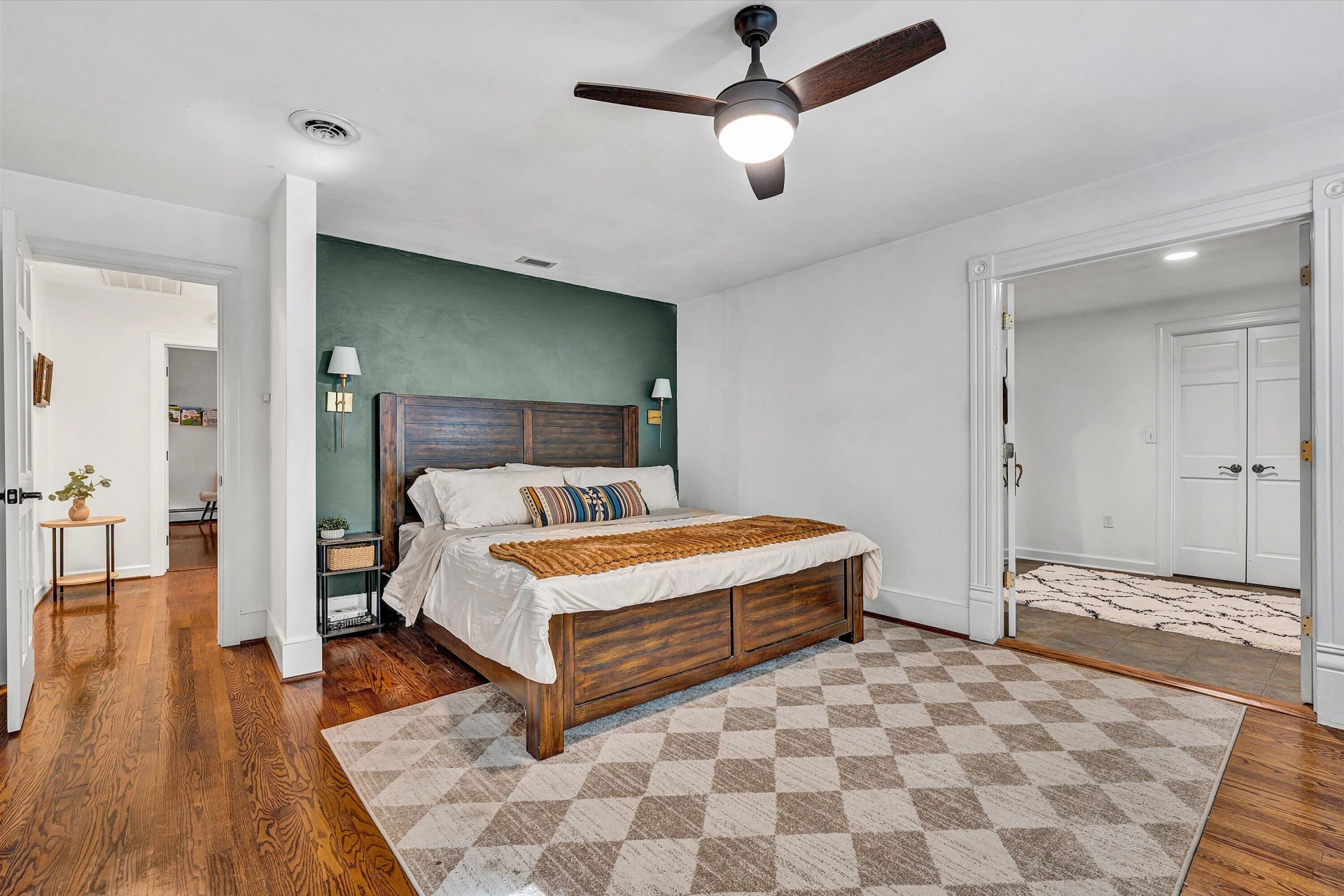 225 Hancock ST - Photo 24