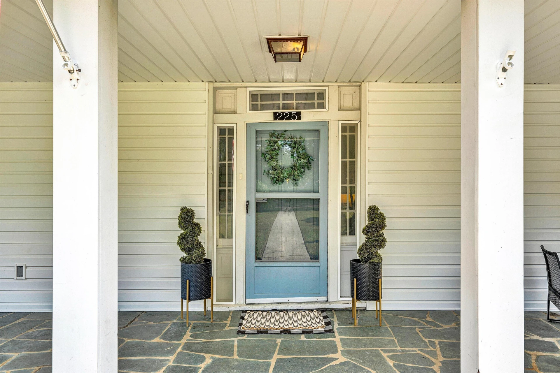 225 Hancock ST - Photo 6