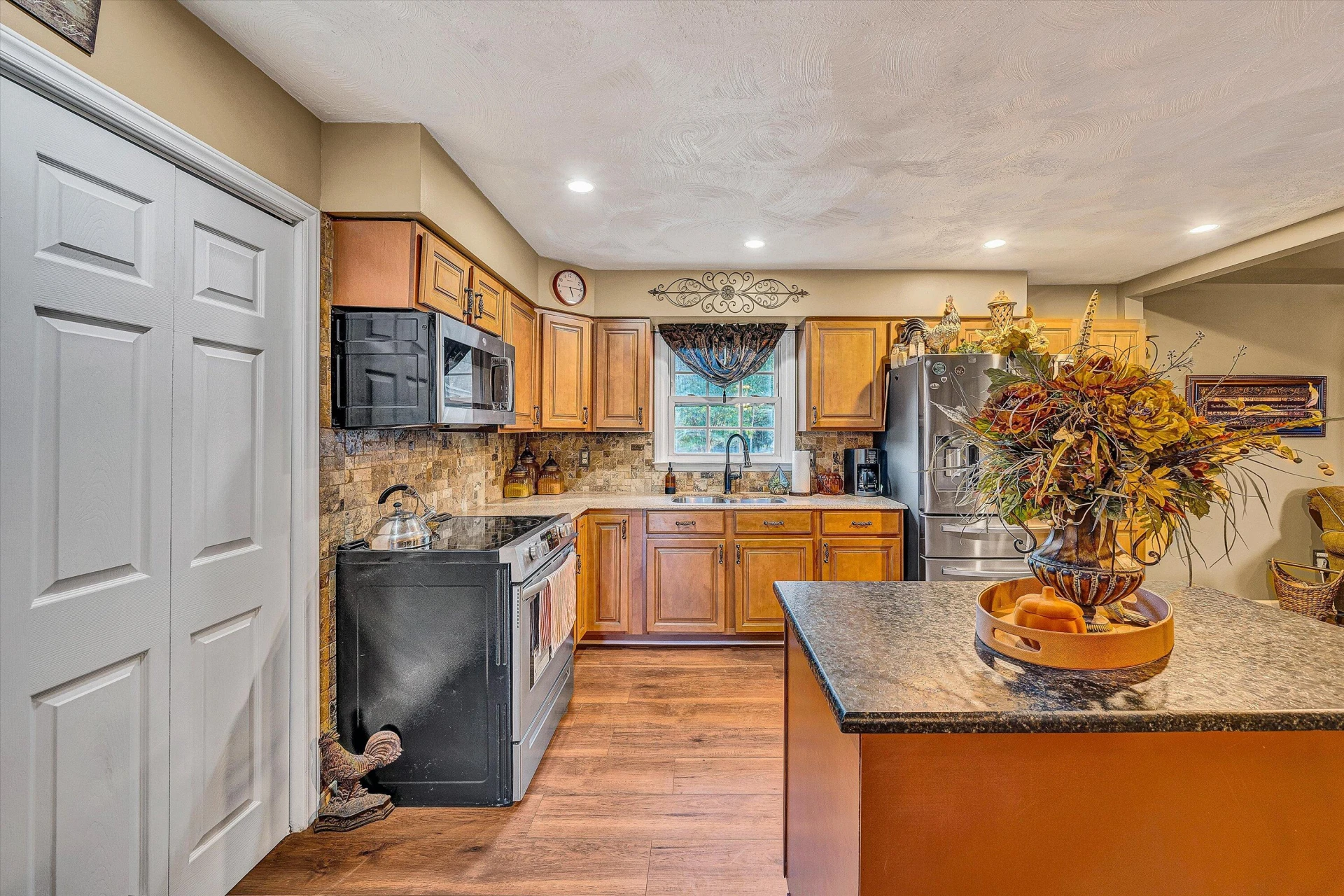 248 Ridgeway CIR - Photo 12