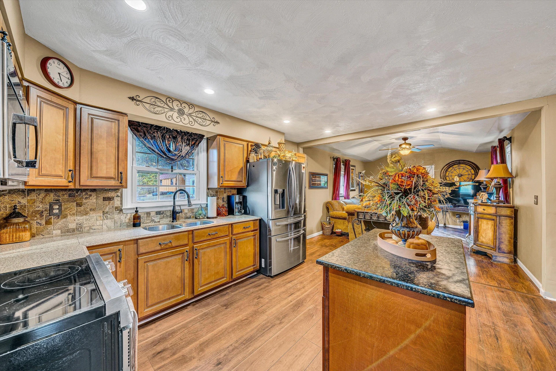 248 Ridgeway CIR - Photo 15