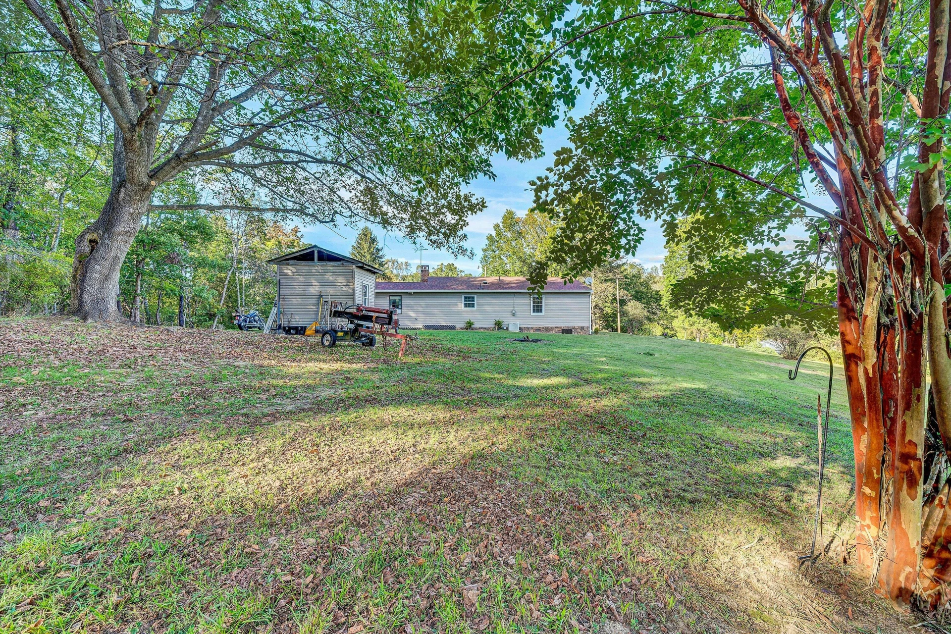 248 Ridgeway CIR - Photo 35
