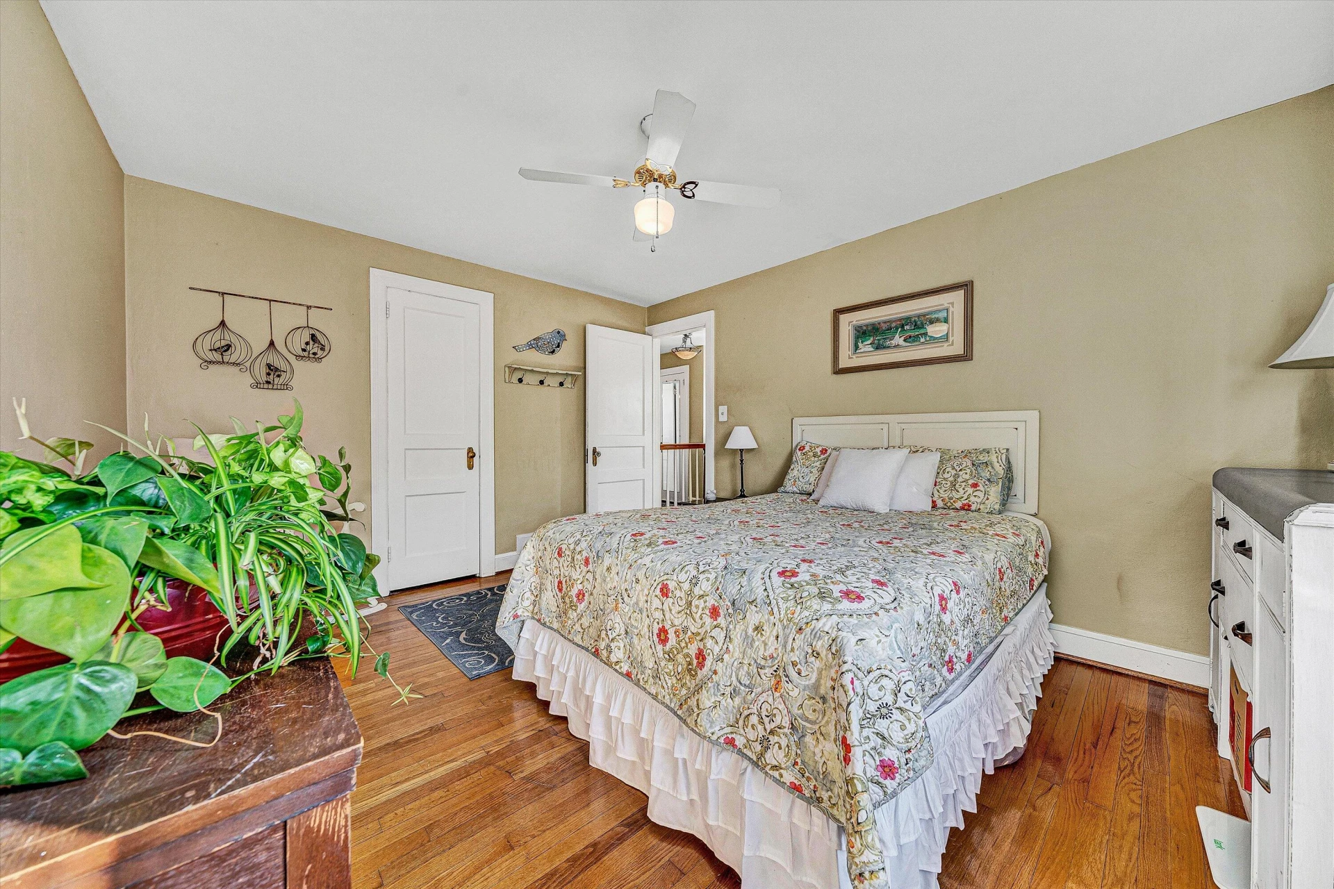 2334 Maiden LN - Photo 21
