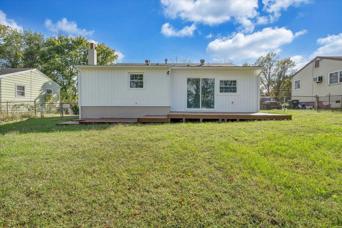 406 Augusta AVE - Photo 23