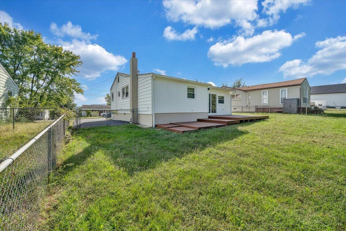 406 Augusta AVE - Photo 29