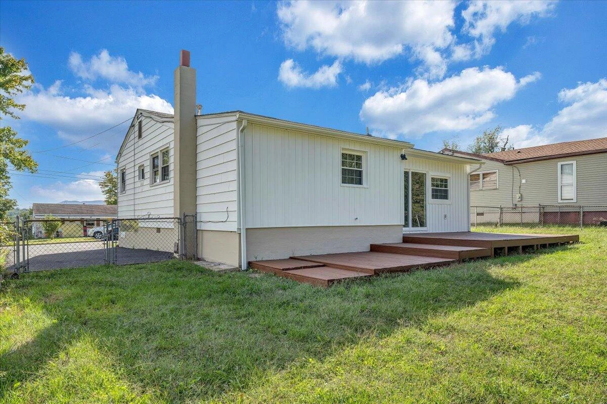 406 Augusta AVE - Photo 31