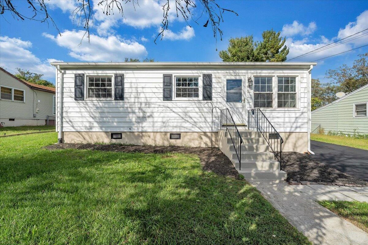 406 Augusta AVE - Photo 37