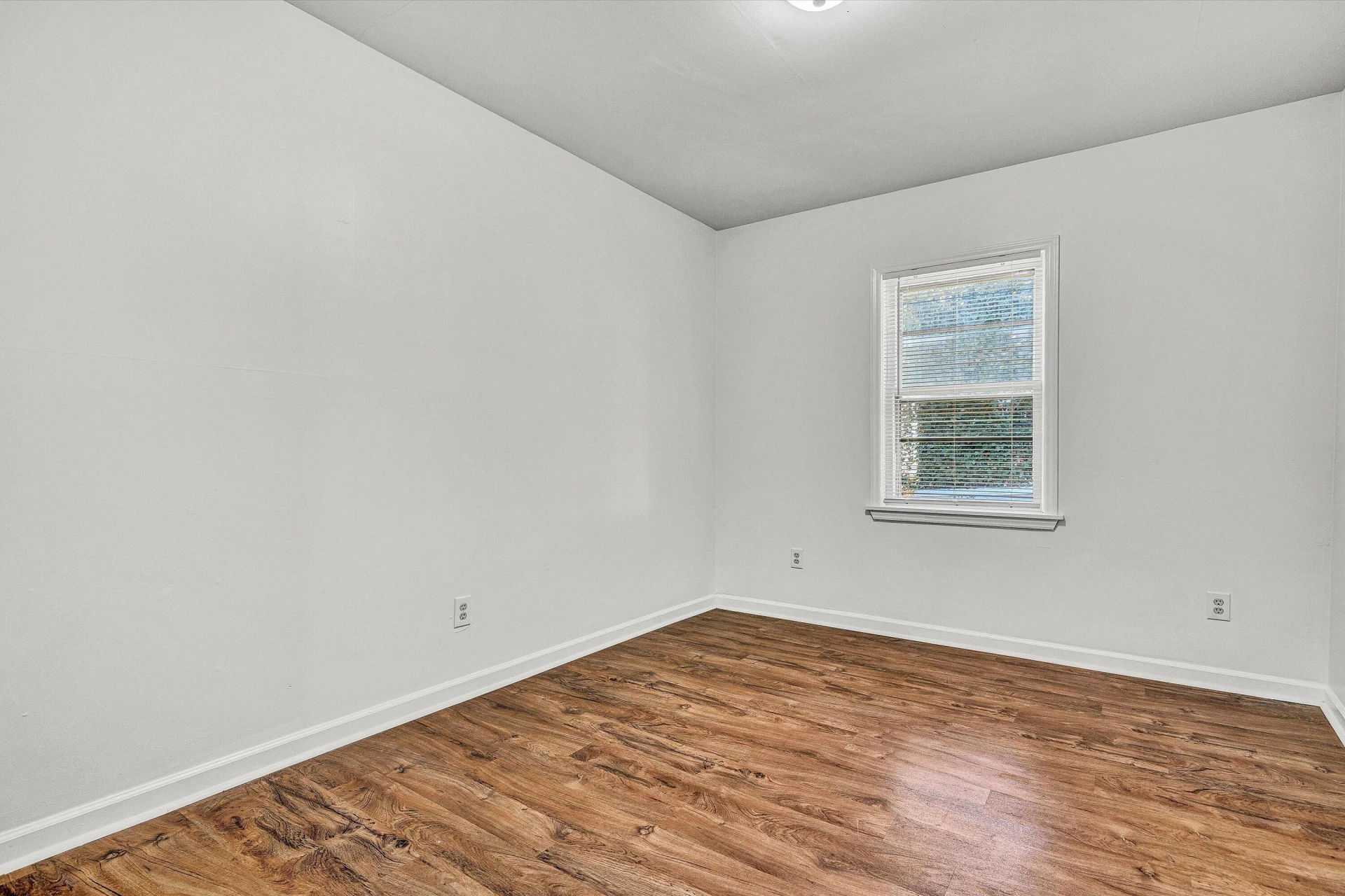 115 Liberty RD - Photo 14