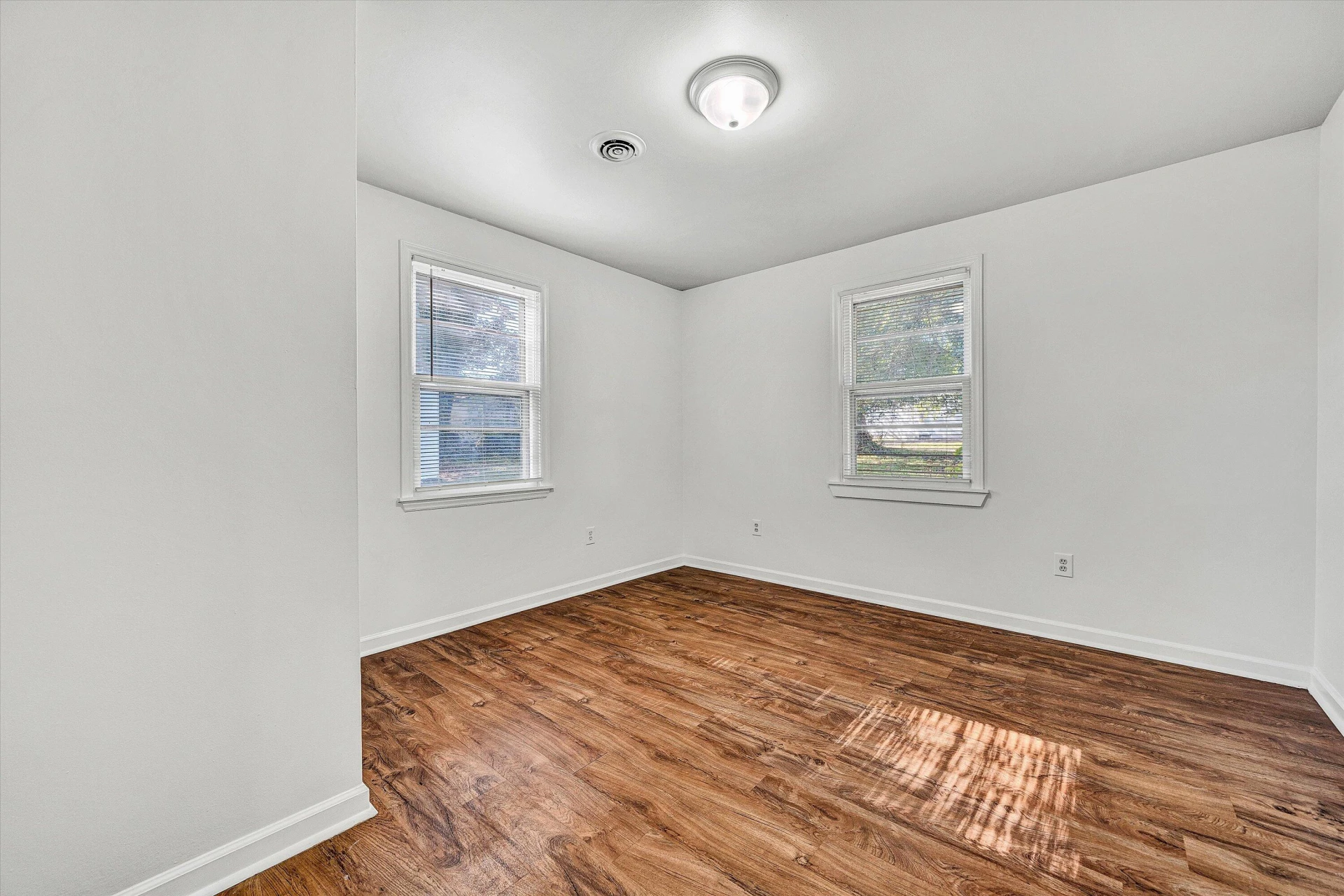 115 Liberty RD - Photo 16
