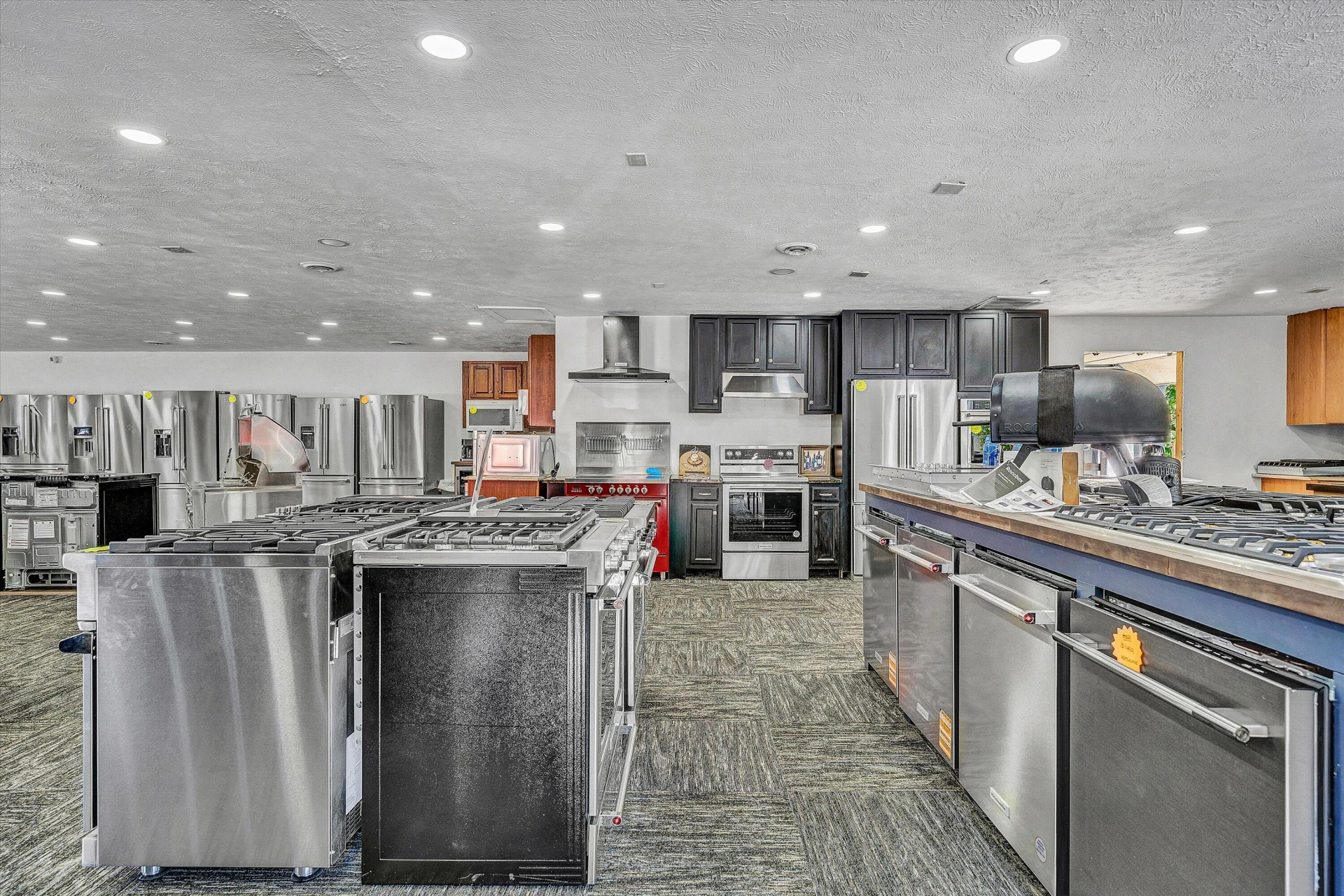 4040 Franklin RD - Photo 10