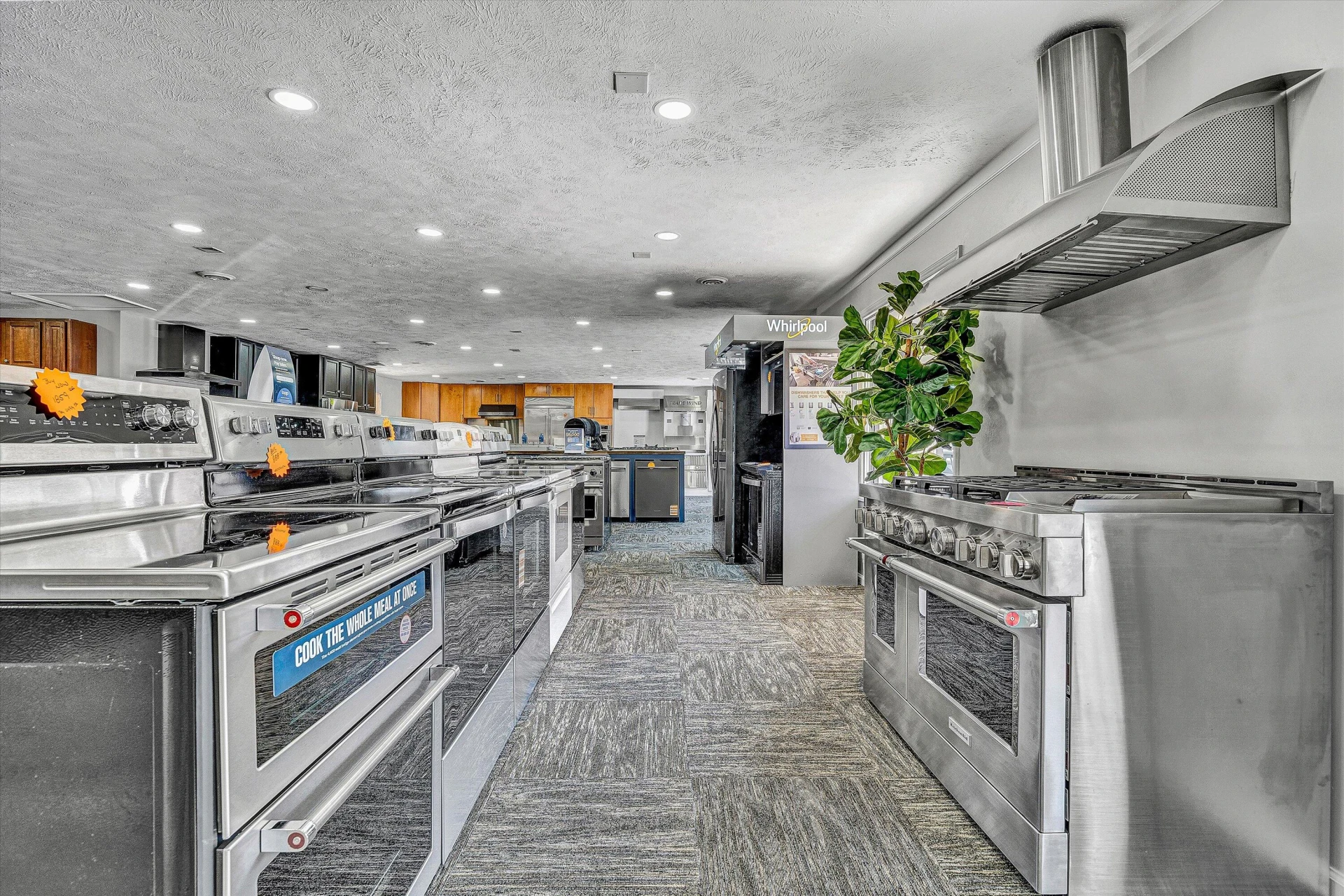 4040 Franklin RD - Photo 14