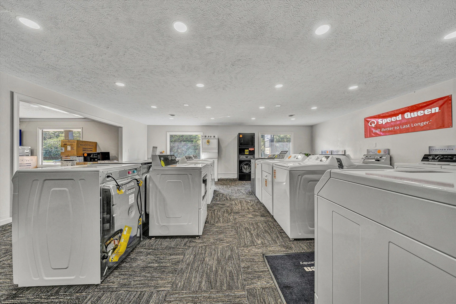 4040 Franklin RD - Photo 21