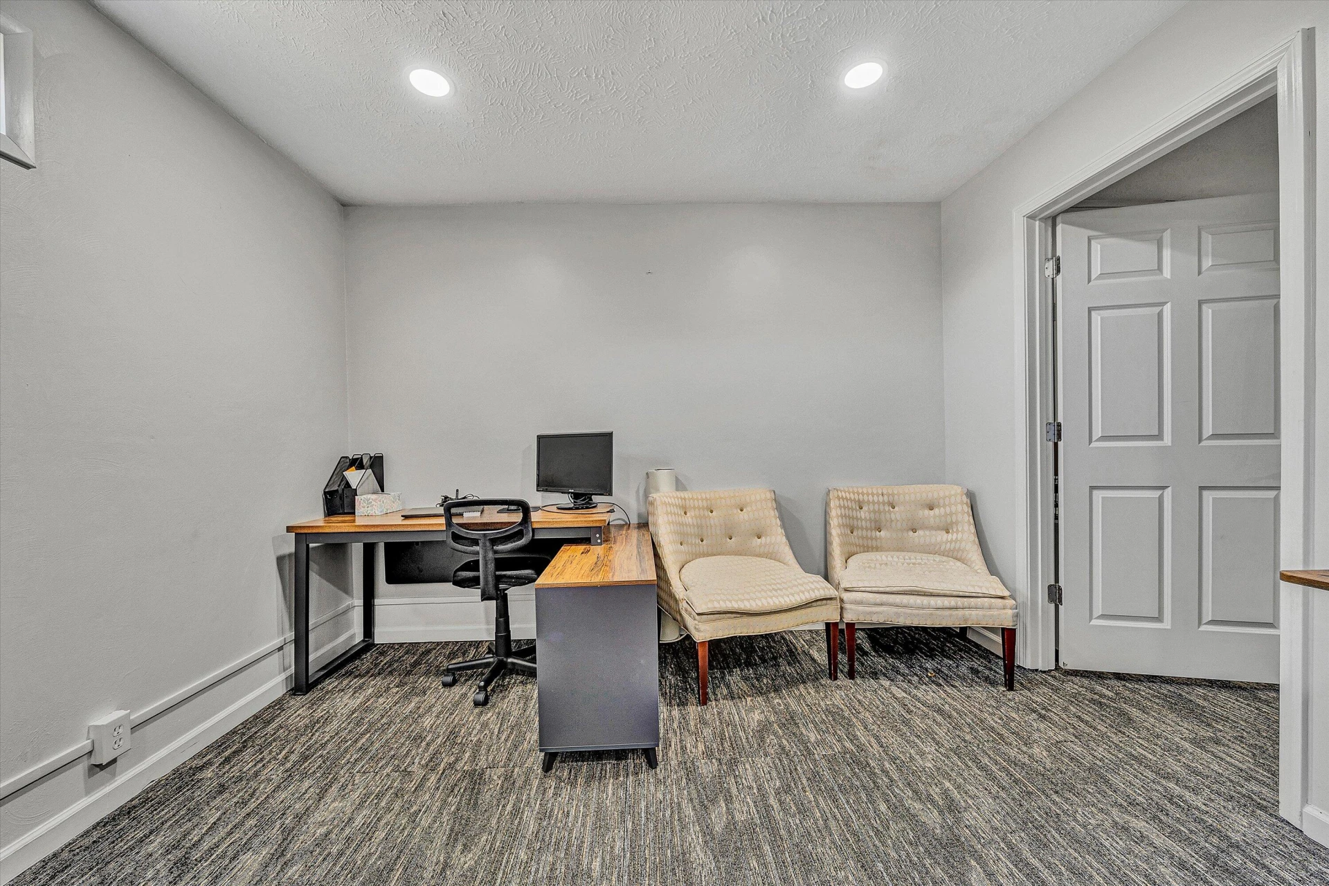 4040 Franklin RD - Photo 34
