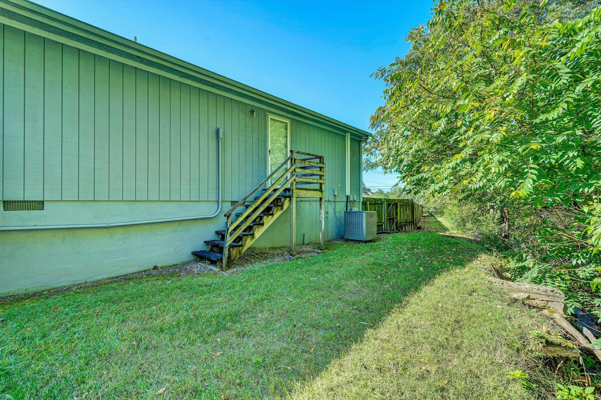 4040 Franklin RD - Photo 43