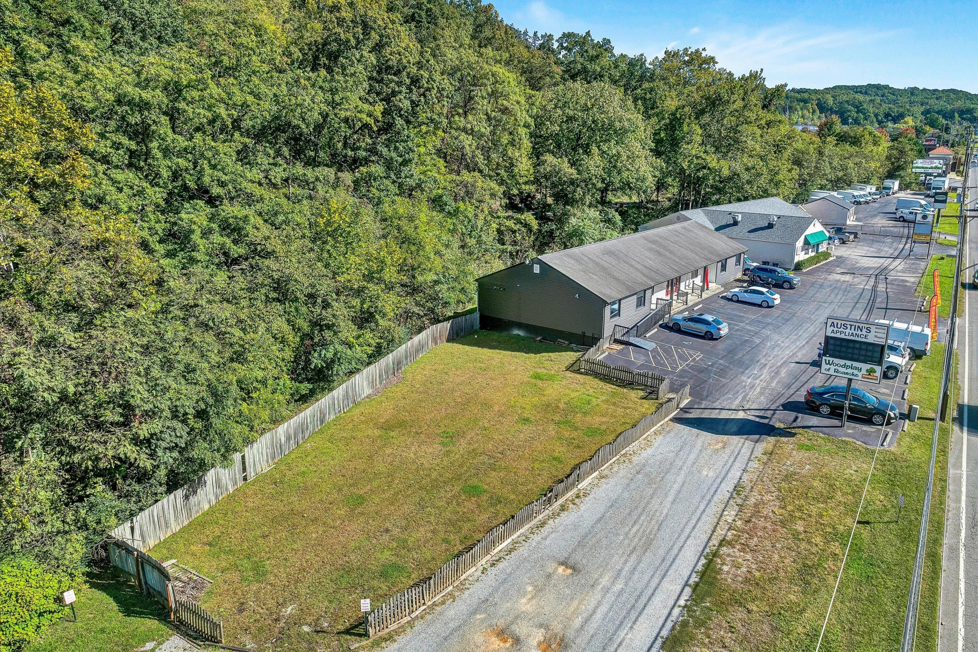 4040 Franklin RD - Photo 49