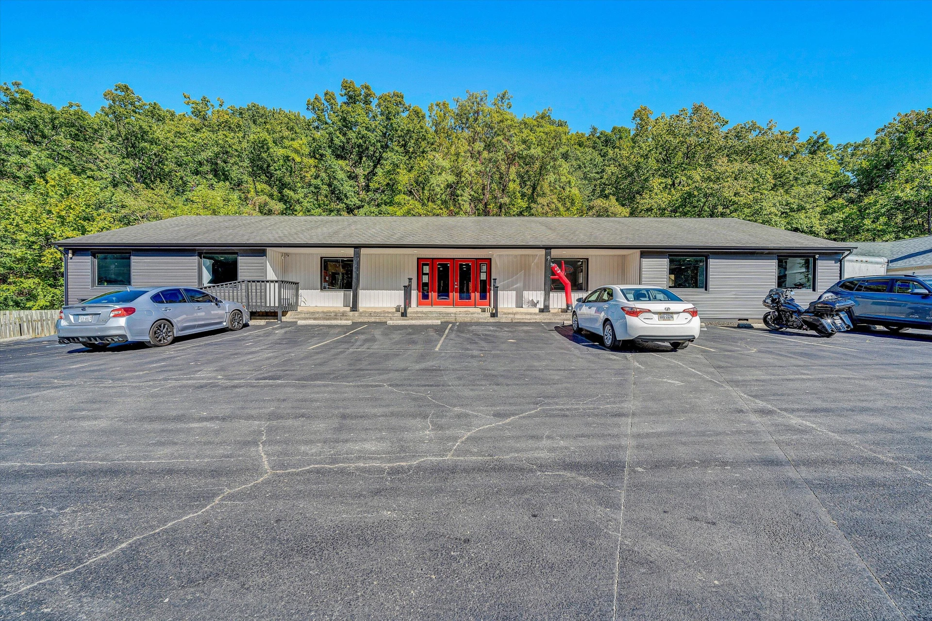 4040 Franklin RD - Photo 7