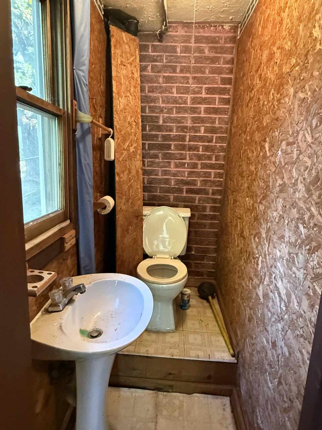 1527 Syracuse AVE - Photo 26