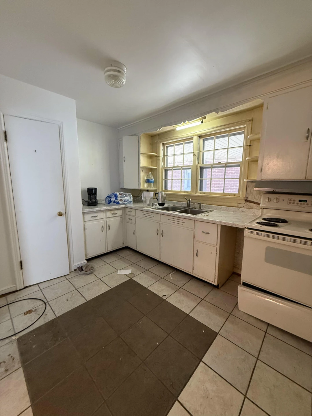1527 Syracuse AVE - Photo 6