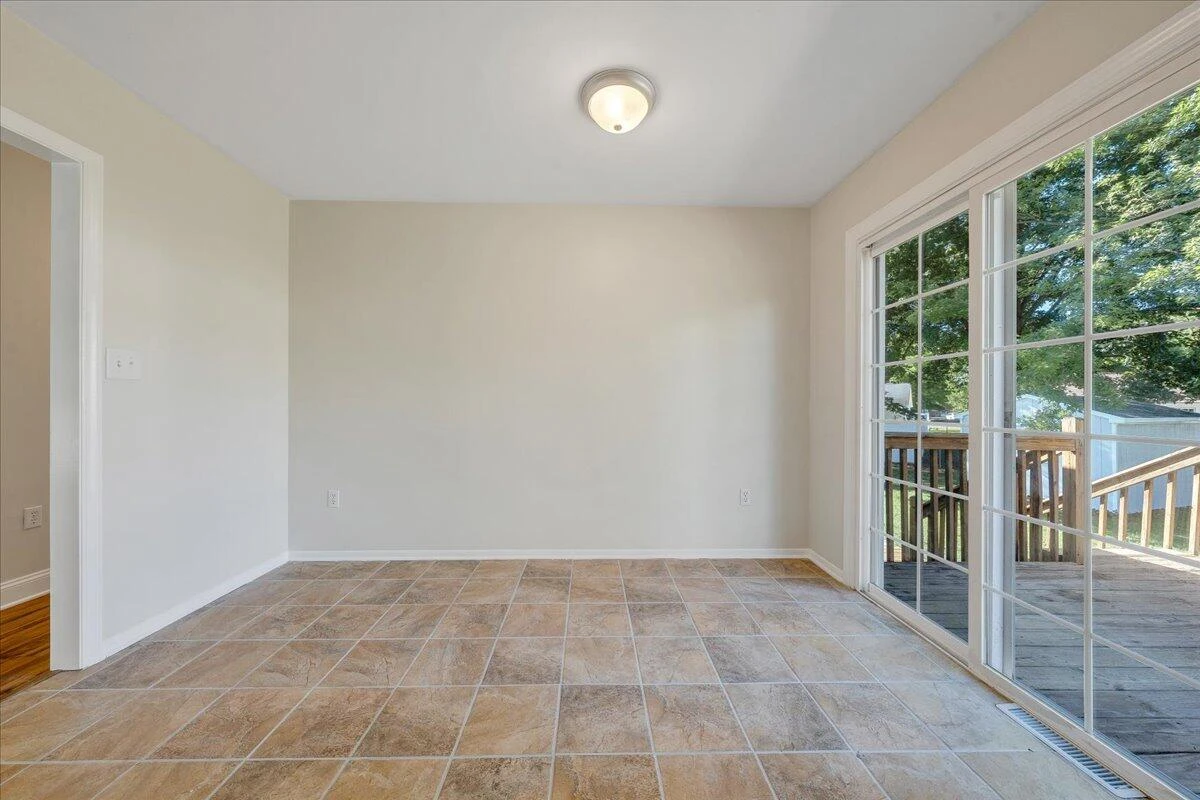 3516 Springtree CIR - Photo 17